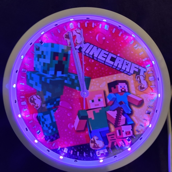 Mine craft clock with led light and free personalization - Picture 14 of 14